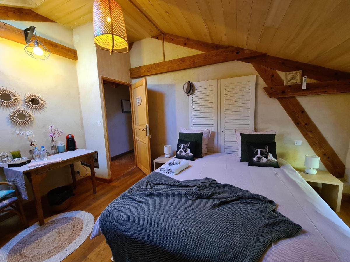 Le Coq En Repos Saint-Sylvestre-sur-Lot Exterior foto